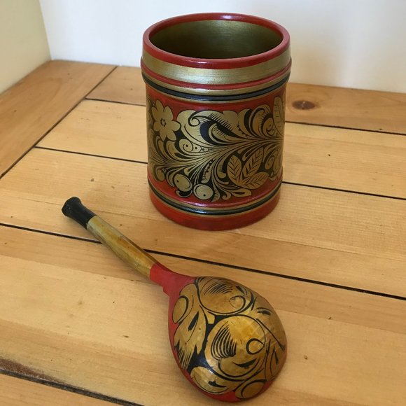Russian Khokhloma Wooden Lacquer Container Jar with Scoop Spoon - Picture 3 of 6